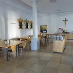 מלון Bischoefliches Seminar St. Willibald *